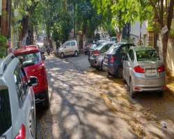 Though temple has a huge parking but it remains full most of the time so it is advised to use public transport or park the vehicle near the Assembly t